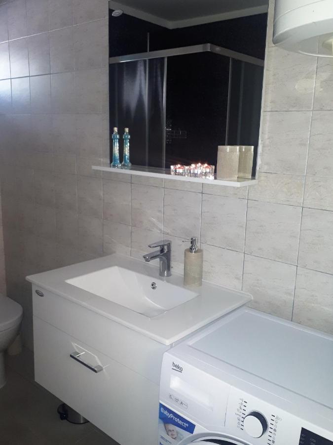 Apartment Terra Rossa Kaštelir エクステリア 写真