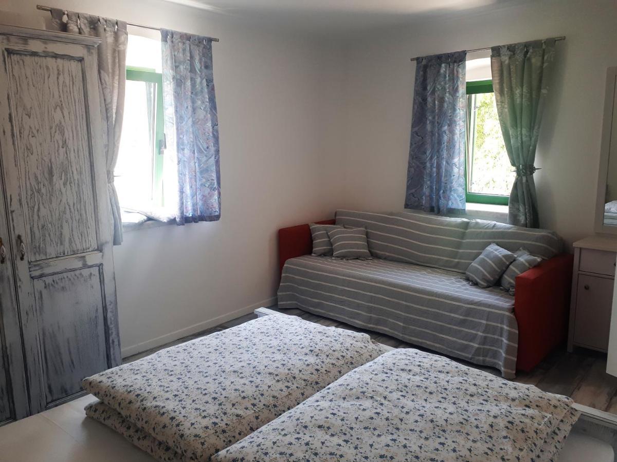 Apartment Terra Rossa Kaštelir エクステリア 写真