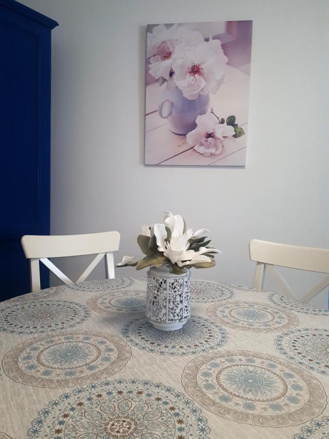 Apartment Terra Rossa Kaštelir エクステリア 写真