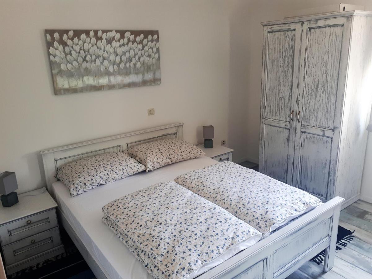 Apartment Terra Rossa Kaštelir エクステリア 写真